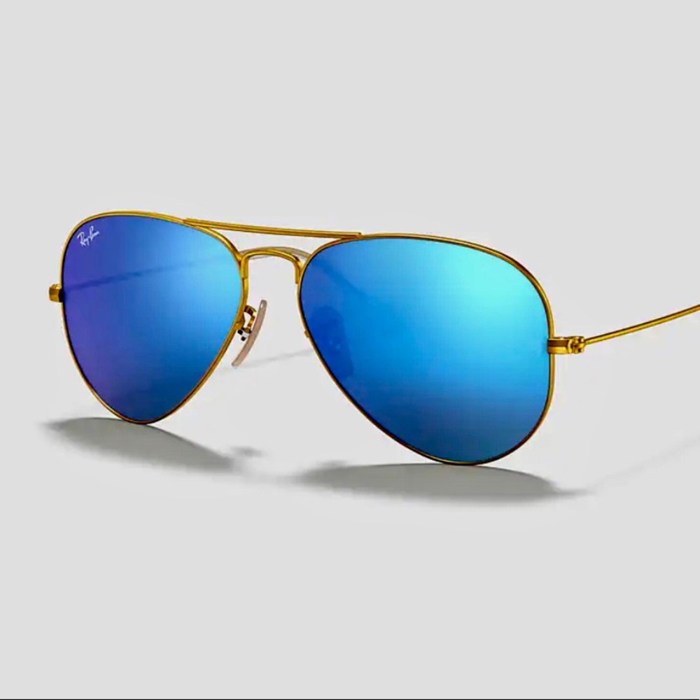 Ray-Ban classic blue aviators